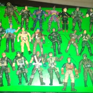 Action figures & accessories